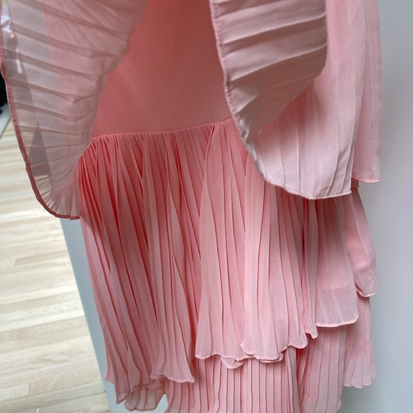 NBD - Picture 2 of 7